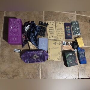 Fairyloot and illumic items - 18 items, 4 lbs